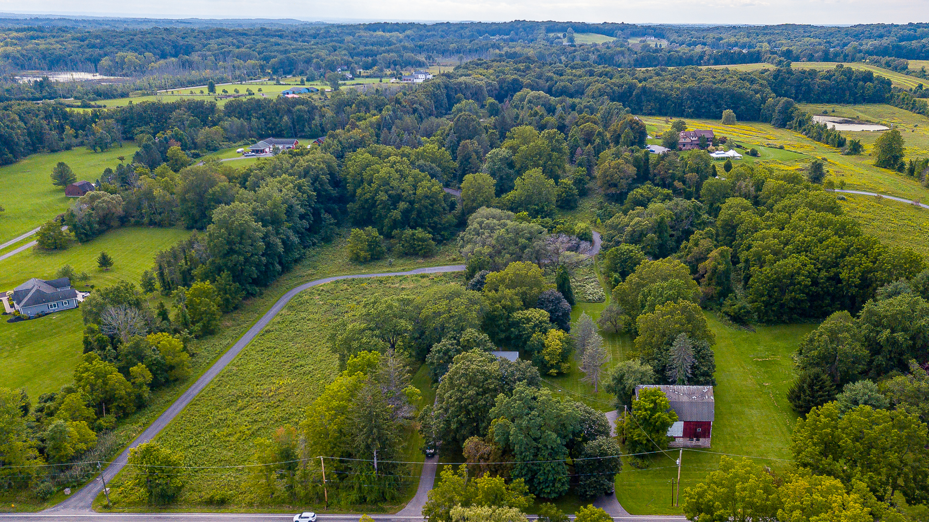 Additional residence and barn